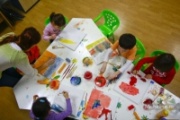 Sa ii incurajam pe cei mici sa devina creativi