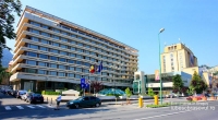 Hotel Aro Palace