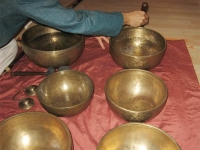 Concert-meditaţie cu boluri tibetane cu Joel Silva