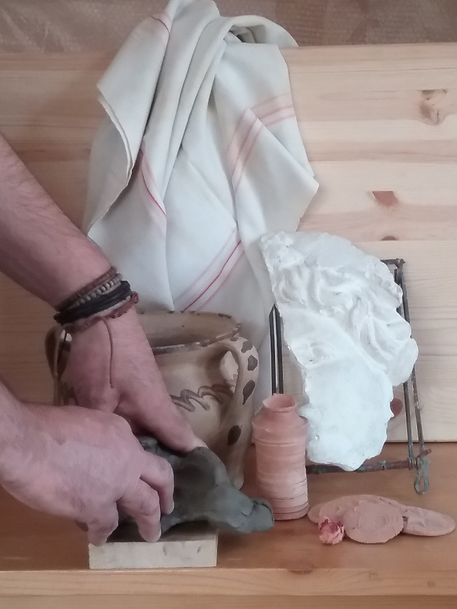 Curs intensiv de ceramica - replica unui vas neolitic